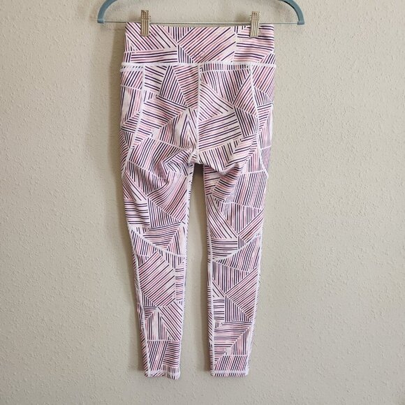 Calia By Carrie Underwood Striped Geometric Print Leggings Size Small - Picture 7 of 8